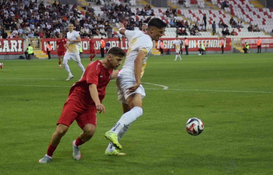 Ziraat Türkiye Kupası: Karaman Fk: 2 - Kapadokyaspor: 1