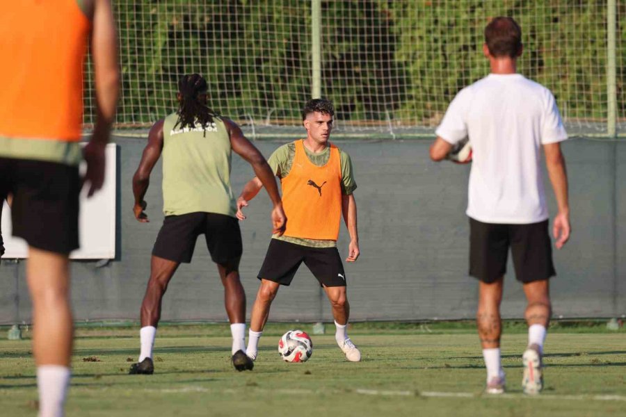 Alanyaspor, Konyaspor Maçı Hazırlıklarına Başladı