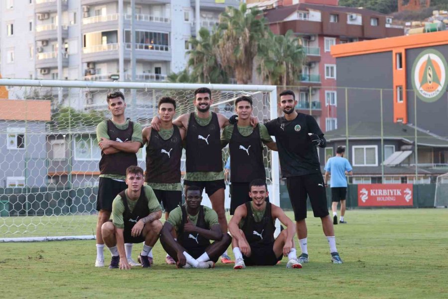 Alanyaspor, Konyaspor Maçı Hazırlıklarına Başladı