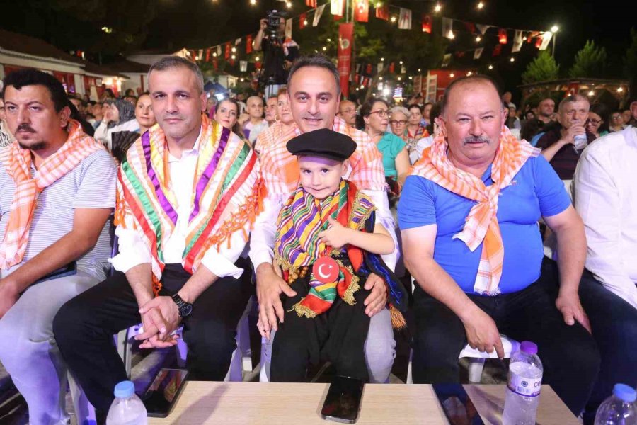 Kepez Kültür Festivali’nde Yörük Ateşi Yandı