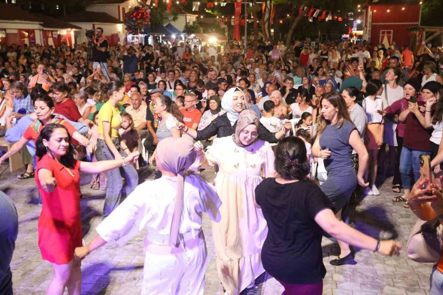 Kepez Kültür Festivali’nde Yörük Ateşi Yandı