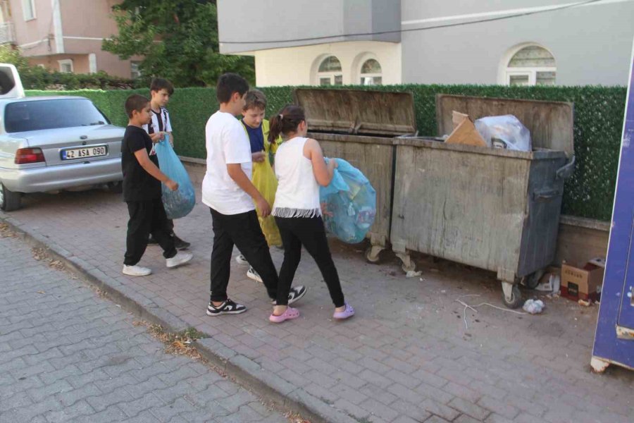 Çevreci Çocuklardan Örnek Davranış