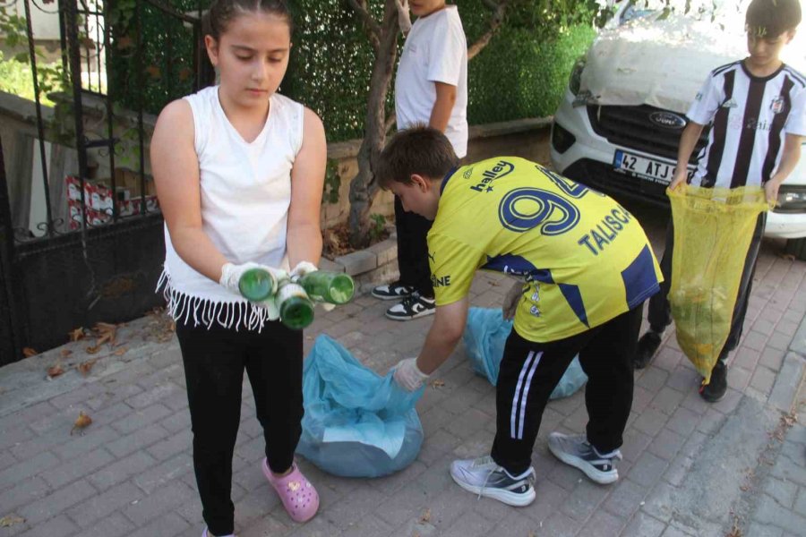 Çevreci Çocuklardan Örnek Davranış