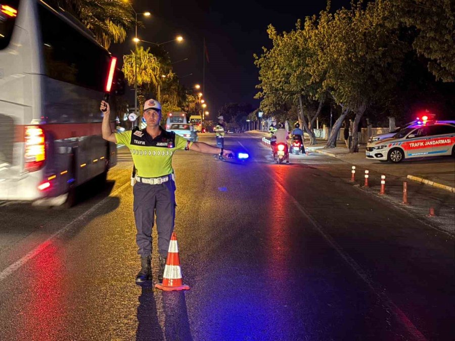 Jandarmanın Motosiklet Denetiminde 342 Araç Kontrol Edildi, 44’üne Ceza Kesildi