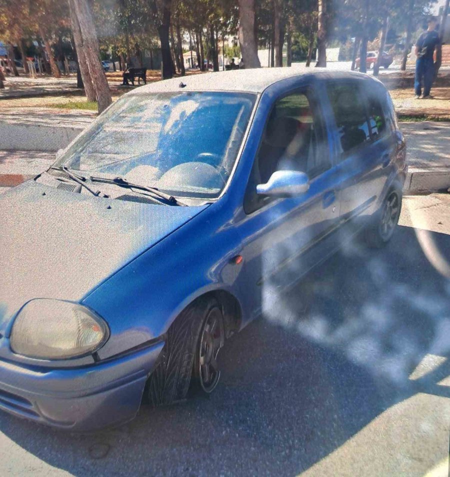 Karaman’da Kaza Yapan Sürücü Aracı Bırakıp Gitti