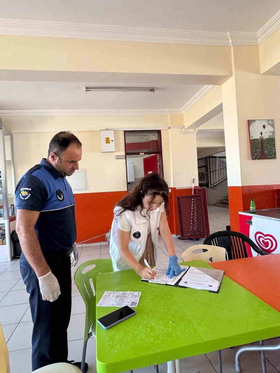 Kemer’de Okul Kantinlerine Sıkı Denetim