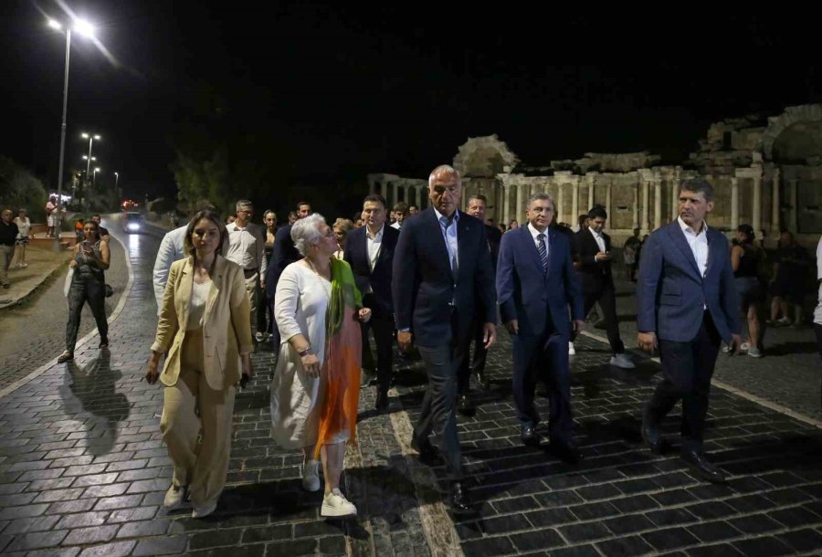 Bakan Ersoy: "antalya’ya Gelen Ziyaretçi Sayısı 11,7 Milyona Ulaştı"