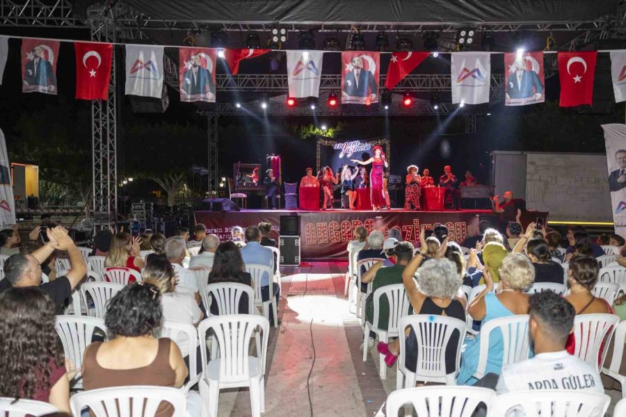 ‘angara Gazinosu’ Oyununa Mersin’de Tam Not