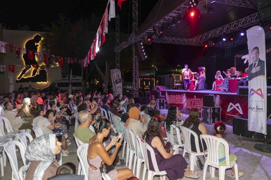 ‘angara Gazinosu’ Oyununa Mersin’de Tam Not