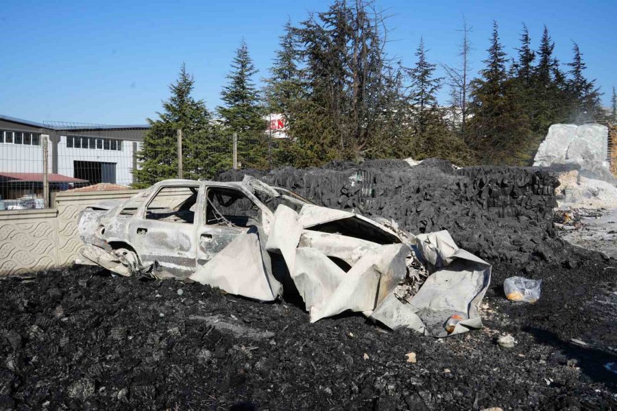 Niğde’deki Fabrika Yangını 10 Saatlik Çalışma İle Söndürüldü