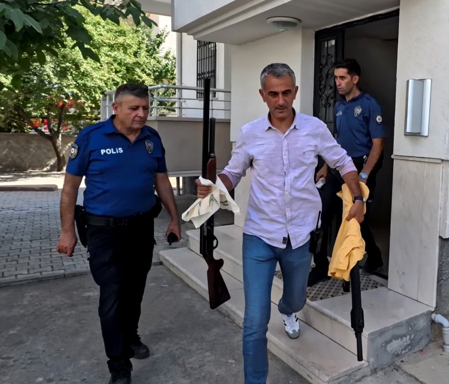 Eli Tüfekli Şahıs Film Sahnelerini Aratmayan Operasyonla Böyle Yakalandı