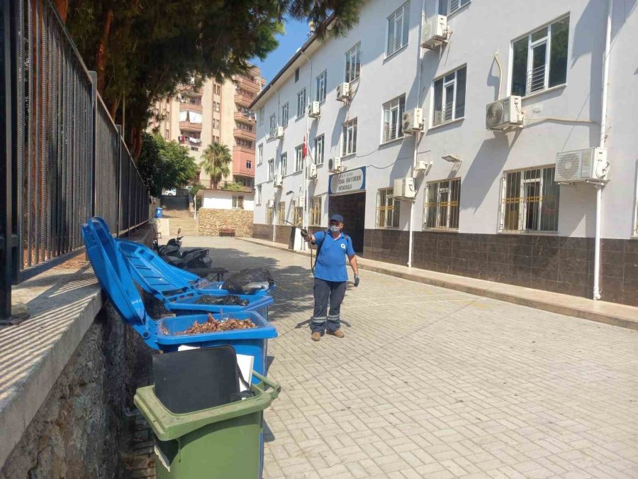 Büyükşehir Ekipleri Okulları Yeni Eğitim Dönemine Hazırlıyor