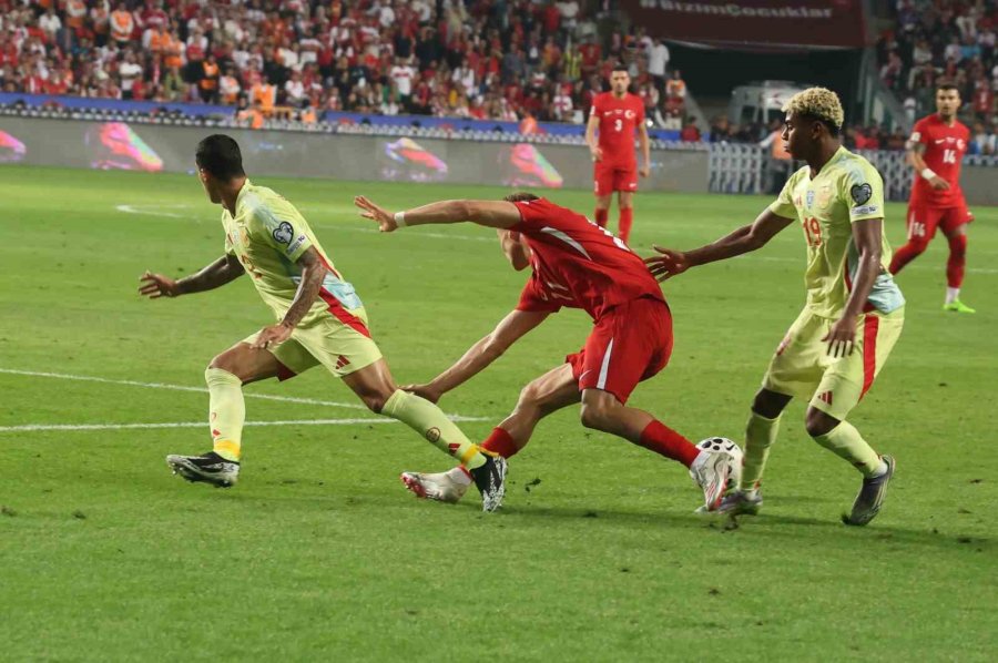 2026 Dünya Kupası Avrupa Elemeleri: Türkiye: 0 - İspanya: 6 (maç Sonucu)