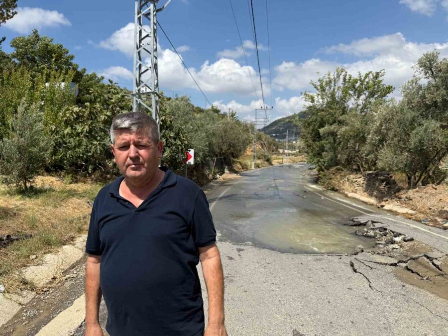 Gazipaşa’da Dsi’ye Ait Su Borusu Patladı, Yol Kullanılamaz Hale Geldi