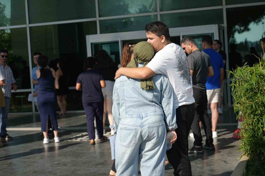 Kpss Yine Maratonu Aratmadı, Son Dakikaya Kalanlar Saniyelerle Yarıştı