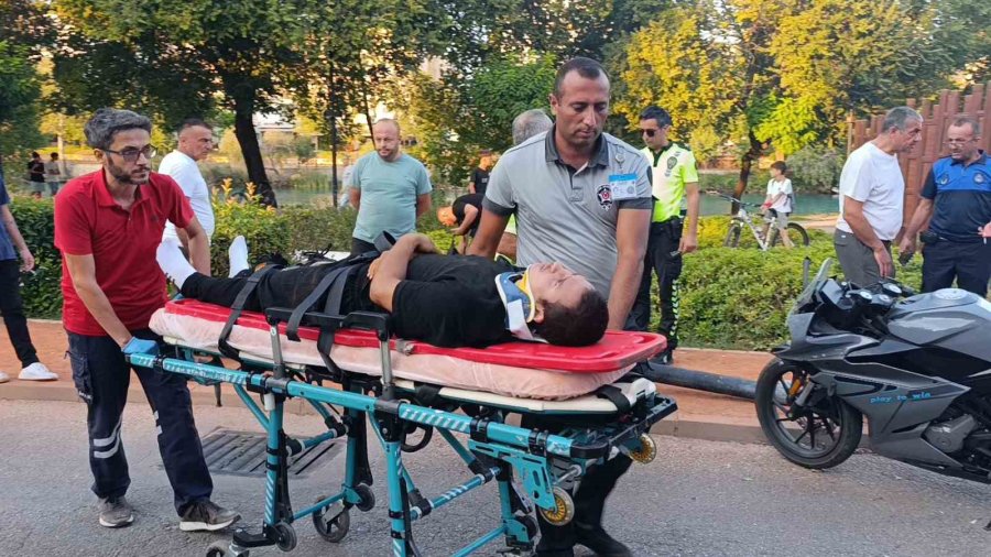 Direksiyon Hakimiyetini Kaybedip Aydınlatma Direğini Devirdi, Ceza Yağdı