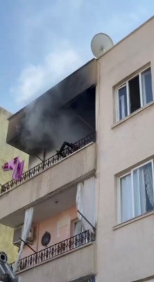 Mersin’de Kiracı Evi Ateş Verdi, Mahalleli Tepki Gösterdi