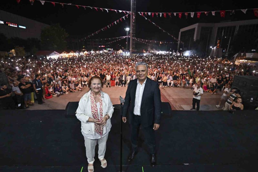 Yöreler Renkler Festivali Doğu Anadolu Gecesi’yle Başladı