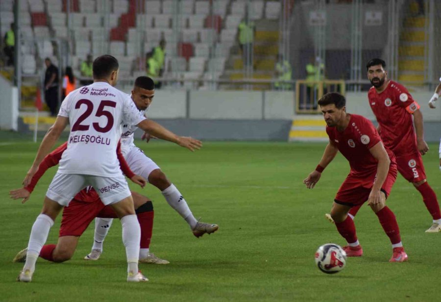 Tff 2. Lig: Karaman Fk: 0 - İnegölspor: 2