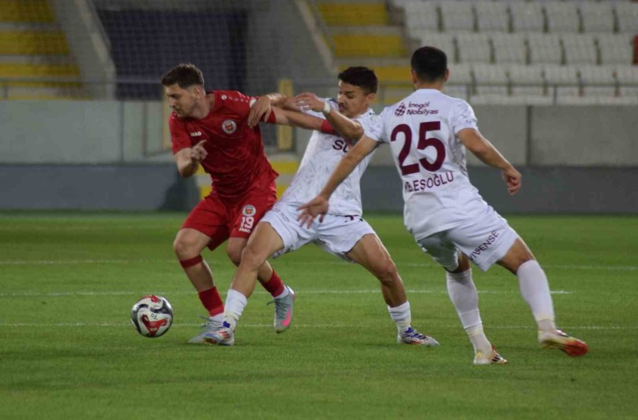 Tff 2. Lig: Karaman Fk: 0 - İnegölspor: 2