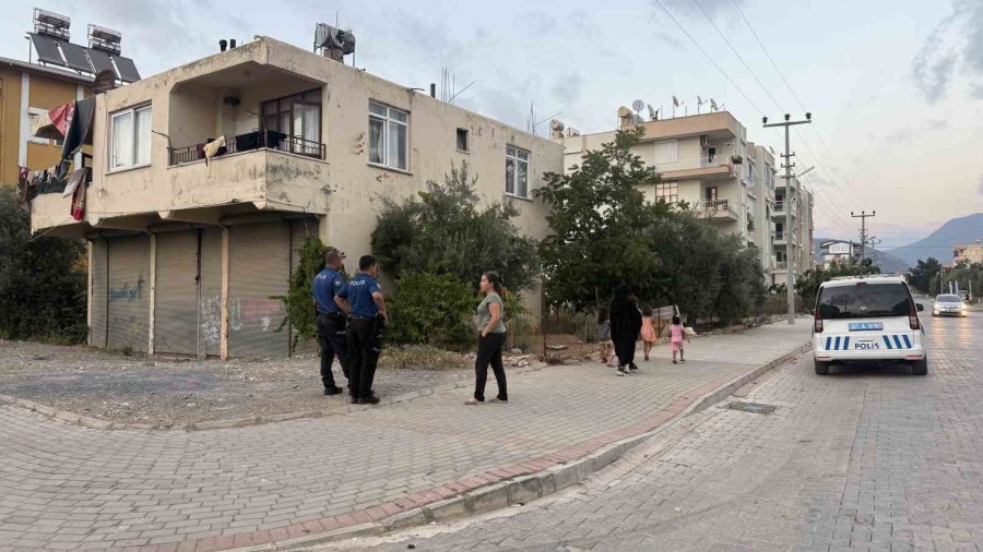 5 Metre Yükseklikteki Balkondan Düşüp Yaralanan Bebek Hastanede Hayatını Kaybetti