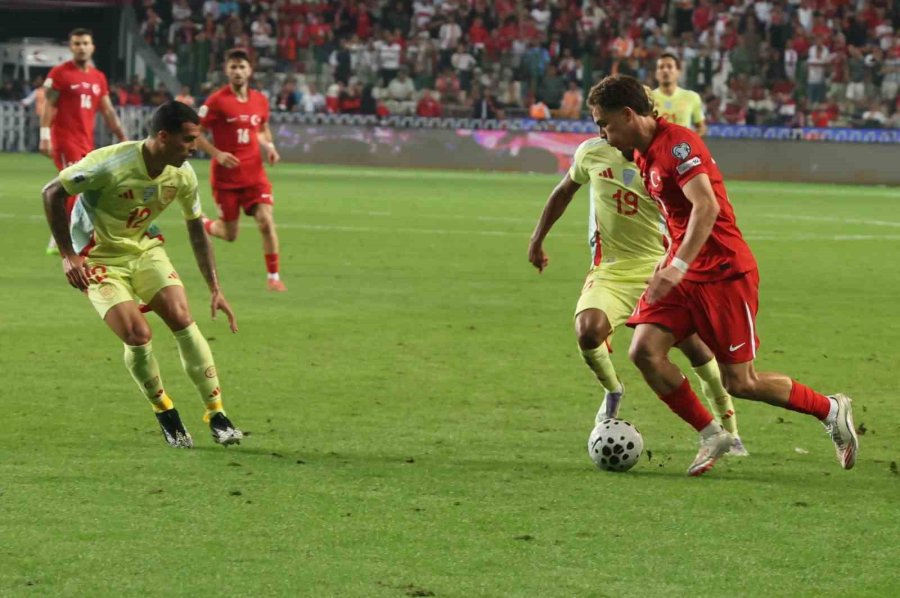Türkiye, İspanya’ya Karşı Üst Üste 4. Yenilgisini Aldı