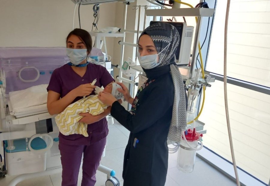 Bebeği Araba Bagajının Üstüne Terk Edilen Anneden 3 Yıl Sonra Gelen İtiraf