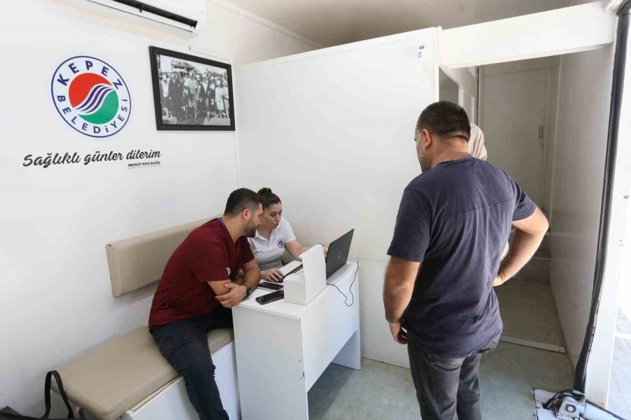 Kepez’in Mobil Sağlık Merkezi’nden Dokumapark’ta Kanser Taraması