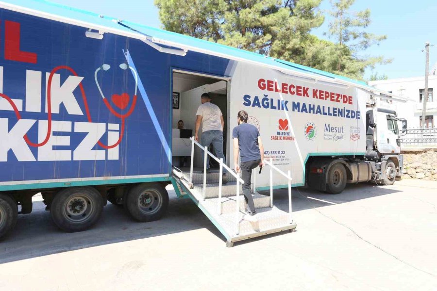 Kepez’in Mobil Sağlık Merkezi’nden Dokumapark’ta Kanser Taraması