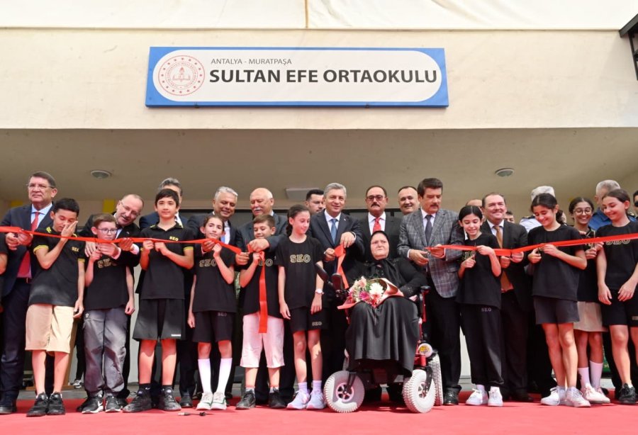 Antalya’da 526 Bsin 145 Öğrenci İçin Ders Zili Çaldı