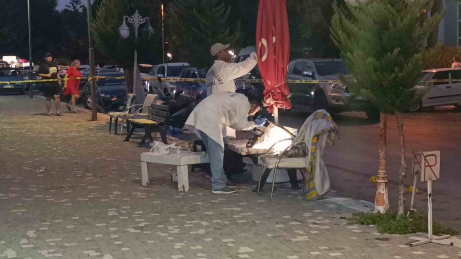 Antalya’da Silahlı Saldırı: 1’i Turist 3 Yaralı