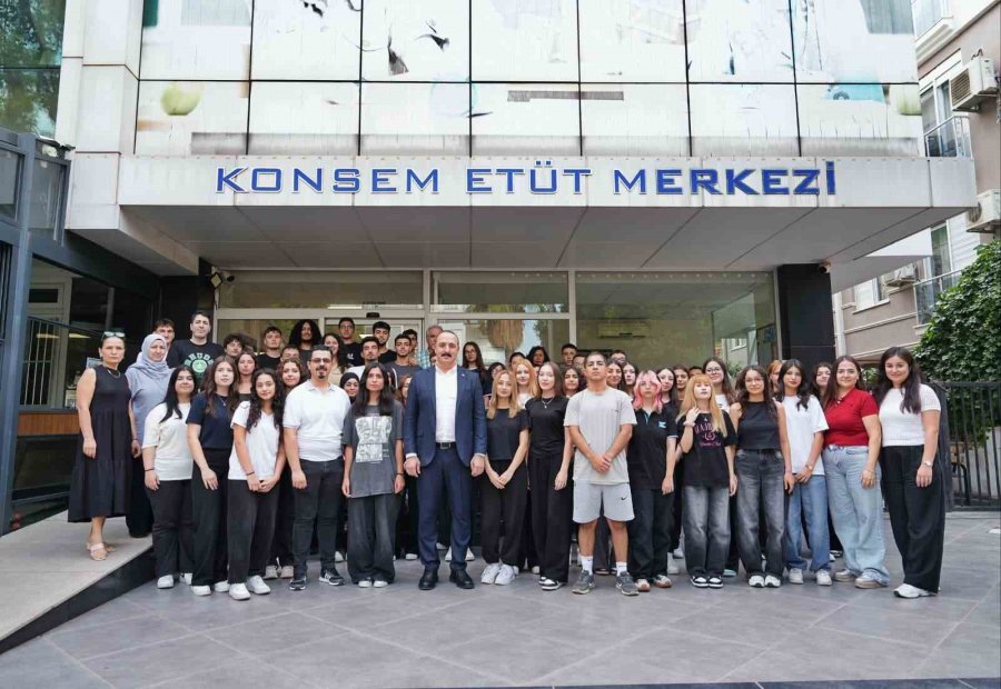 Başkan Kotan, Etüt Merkezinde Gençlerle Buluştu