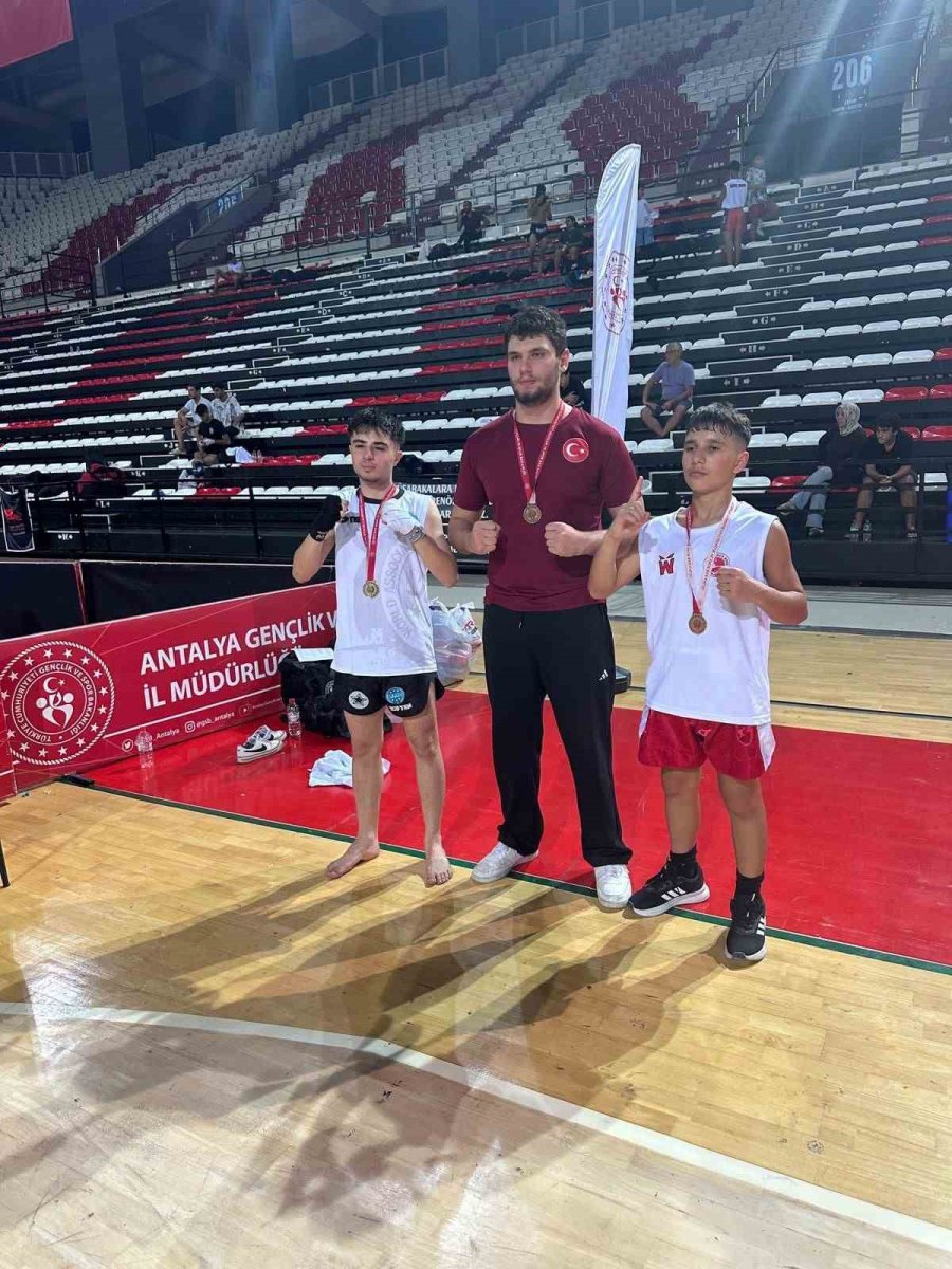 Kemer’e 6 Madalya İle Döndüler
