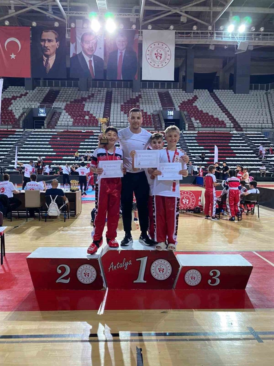 Kemer’e 6 Madalya İle Döndüler