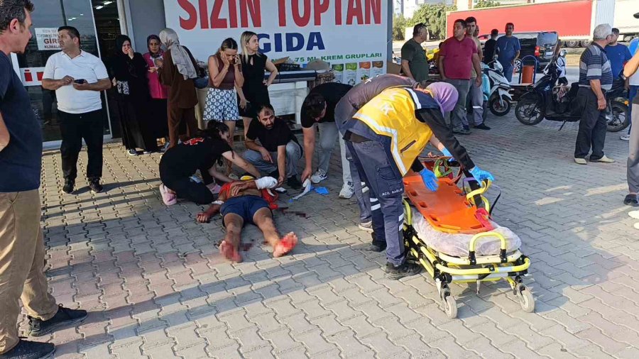 Motosiklet, Sürücü Ve Kaskı Metrelerce Savruldu: O Anlar Kamerada