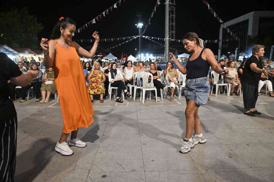 Yöreler Renkler Festivali’nde Ege Ve Marmara Rüzgarı