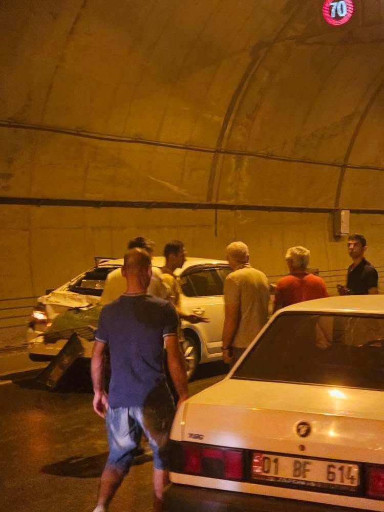 Alanya’da 8 Araç Birbirine Girdi: 10 Yaralı