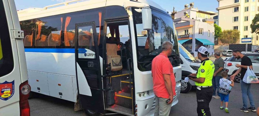 Mersin’de Okul Servislerine Sıkı Denetim