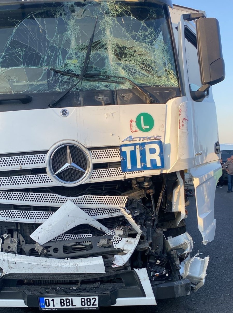 Otoyolda Zincirleme Kaza: 5 Yaralı