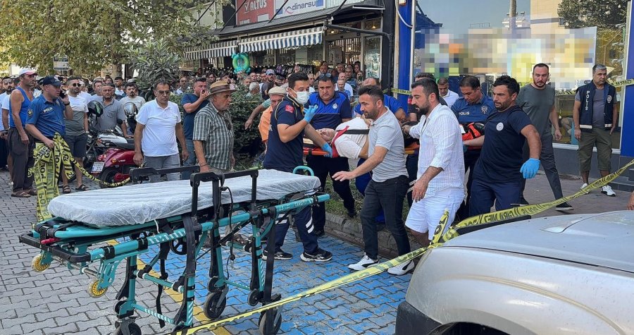 Antalya’da Eşiyle Birlikte Yürüdüğü Kaldırımda Silahlı Saldırıya Uğradı