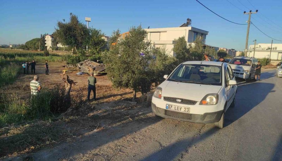 Otomobil Şarampole Devrildi: 1 Ölü