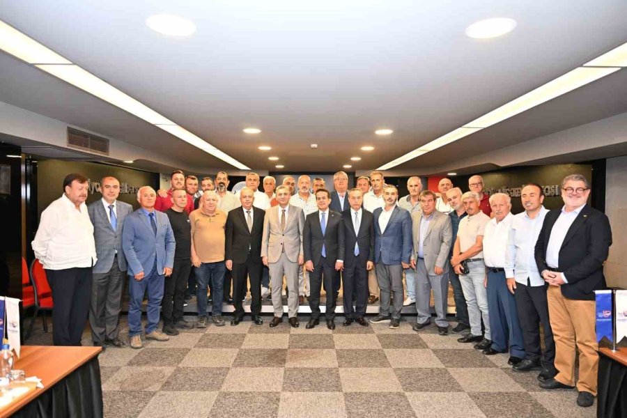 Vali Şahin: "çiftçi Gülerse Tüm Ülke Güler"