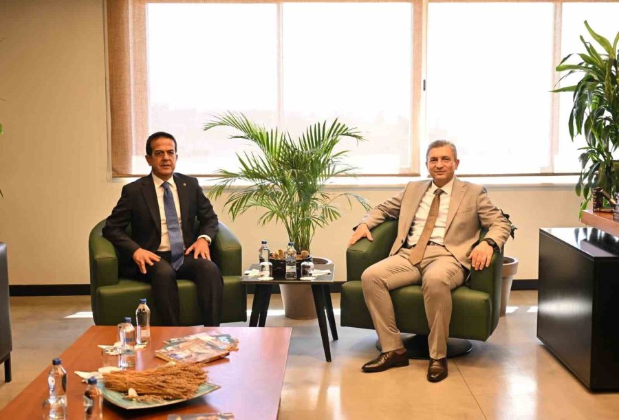 Vali Şahin: "çiftçi Gülerse Tüm Ülke Güler"