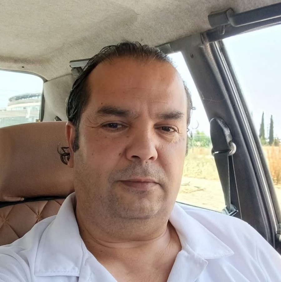 Antalya’da Sürücüsü Direksiyon Başında Rahatsızlanan Elektrikli Otobüs Devrildi, Sürücü Hayatını Kaybetti