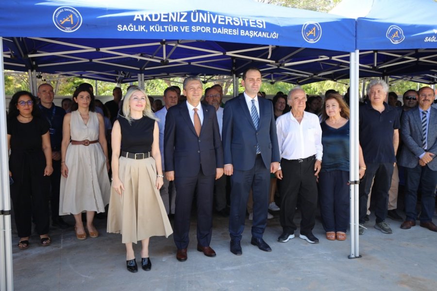 Akdeniz Üniversitesi Hastanesi Nöroloji Polikliniği Yeni Binasının Temeli Atıldı