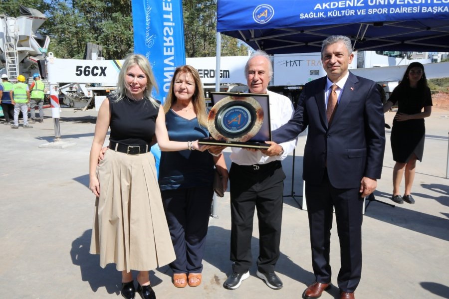 Akdeniz Üniversitesi Hastanesi Nöroloji Polikliniği Yeni Binasının Temeli Atıldı