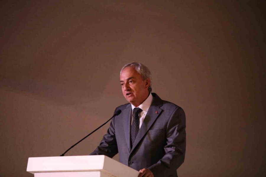 Kepez Belediye Başkanı, 1,5 Yıllık Hizmet Sürecini Değerlendirdi