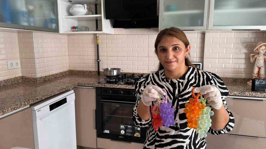 Anne Olunca Mutfağını Atölyeye Çevirip Kendi İşini Kurdu: Sabunları Meyve Şeklinde Tasarlıyor