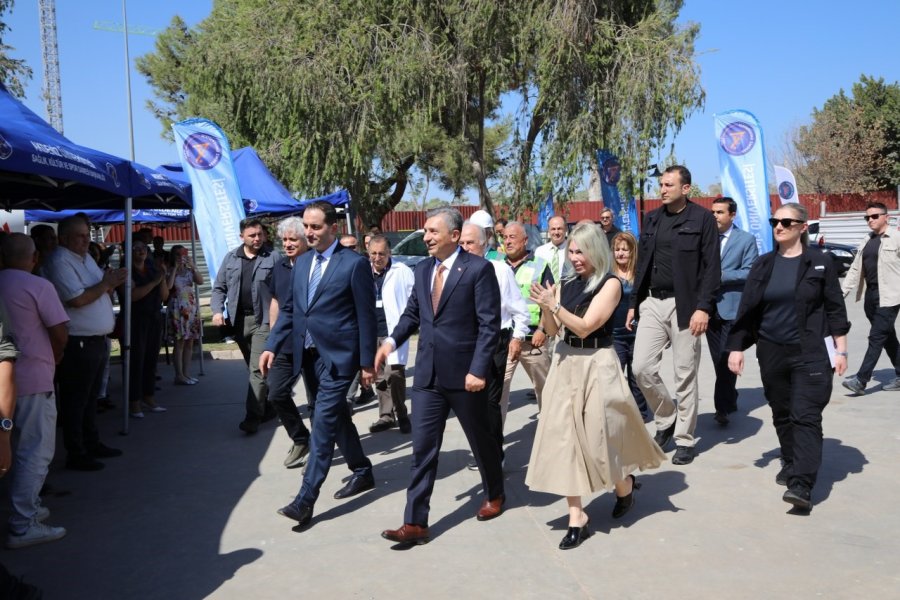 Akdeniz Üniversitesi Hastanesi Nöroloji Polikliniği Yeni Binasının Temeli Atıldı