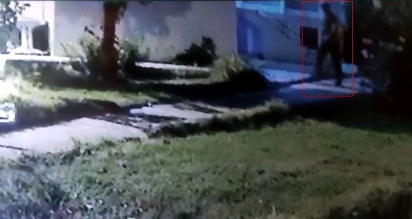 Eski Eşi Tarafından Eşarbıyla Boğularak Öldürülen Kadının Son Anları Güvenlik Kamerasına Yansıdı